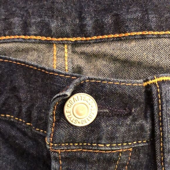 Evisu Jeans - Picture 10 of 12